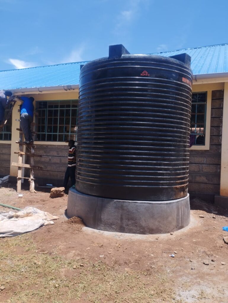 Water storage tanks for schools